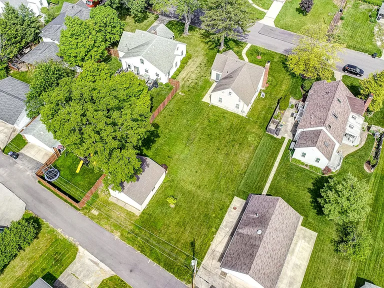 71 Lucas Dr — Photo 8