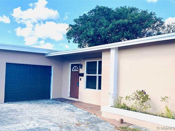 3rd image of 8411 NW 24th Pl