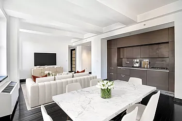 Rented by R New York