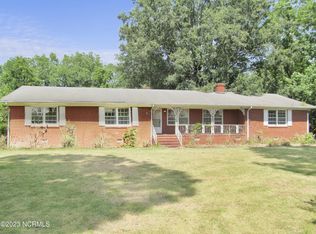 309 E Kornegay St, Dover, NC 28526