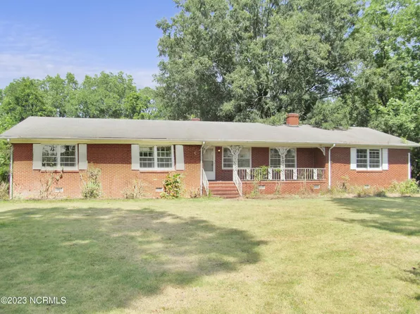 309 E Kornegay Street, Dover, NC 28526