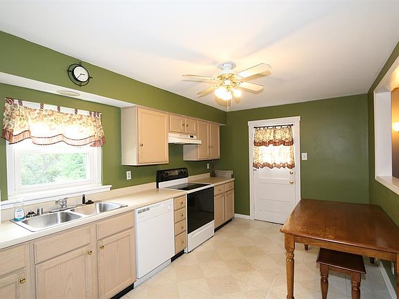5th image of 1211 Dayton Ave