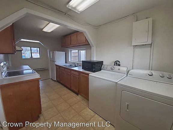 4th image of 3731 Butte Ct #3733