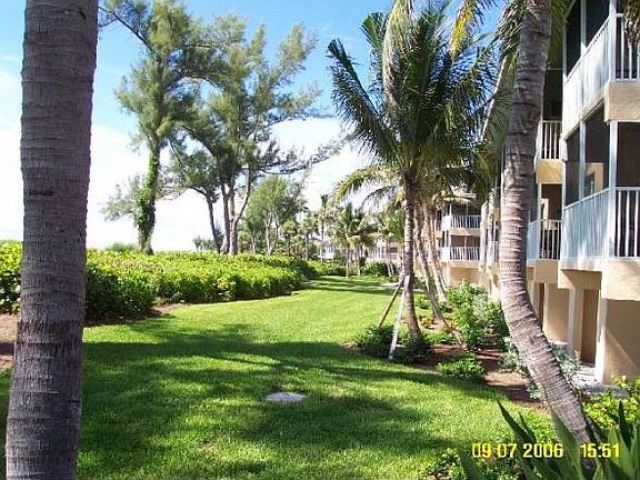 Plantation Beach Club