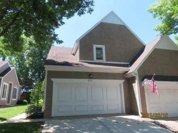 6711 W 126th Pl, Overland Park, KS 66209