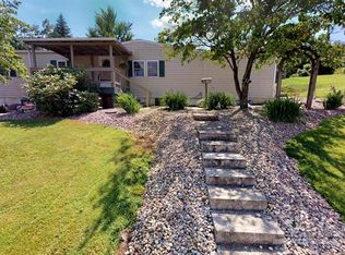 17 Bower St, Montgomery, PA 17752