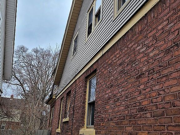 5th image of 15886 Northlawn St