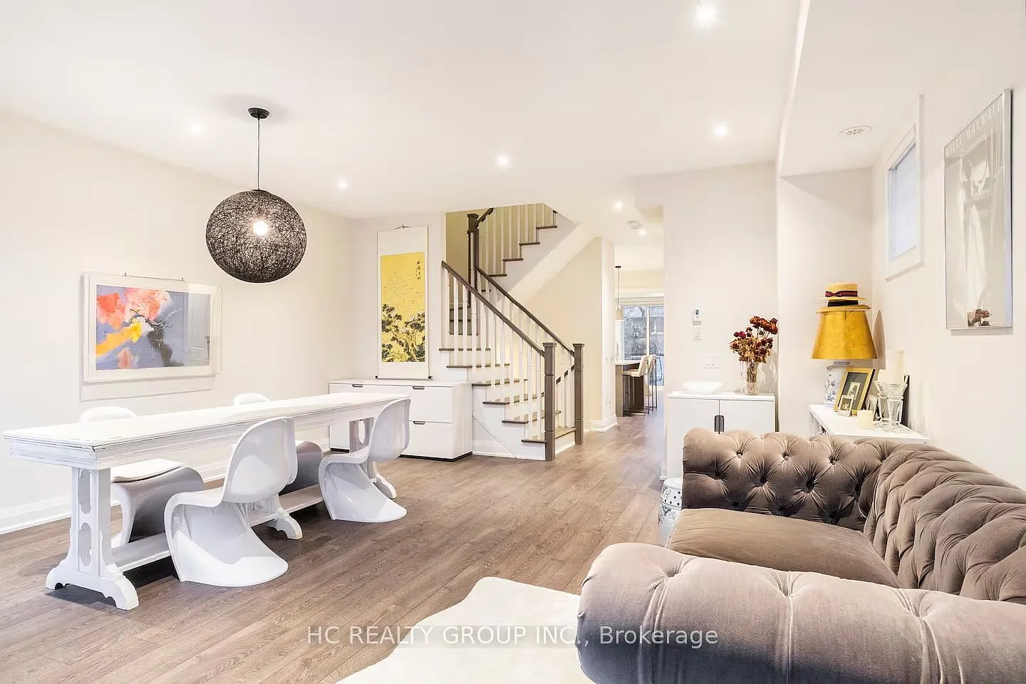4 bed, $6,200 — Photo 2