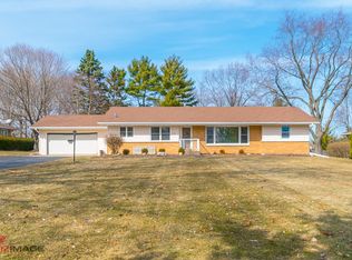 221 Elizabeth St, Yorkville, IL 60560