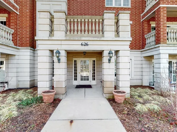 626 Homewood Ave APT 303, Highland Park, IL 60035