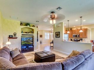 9716 Mendocino Dr, Fort Myers, FL 33919