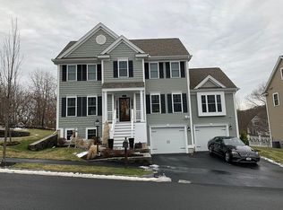 23 Osborne Hill Dr, Salem, MA 01970