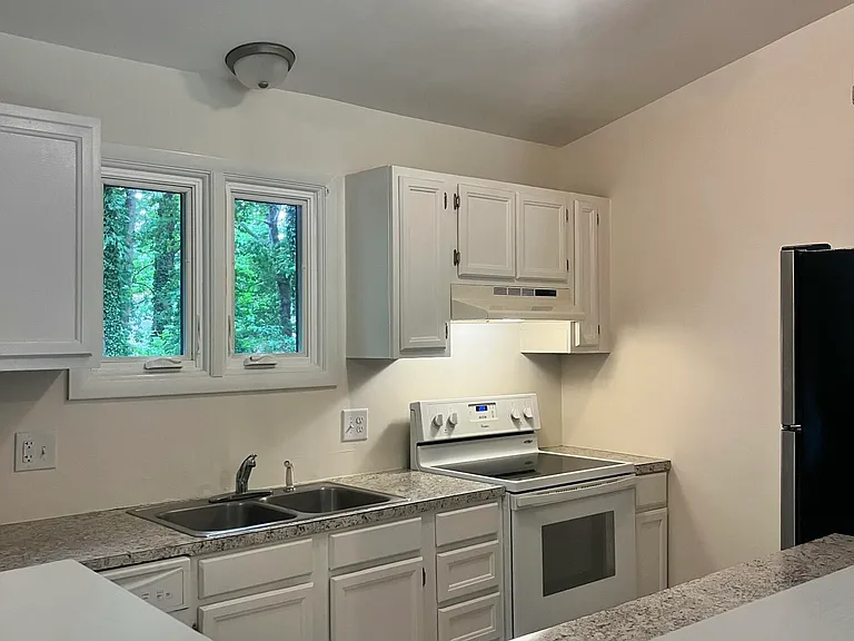 118 Fletcher Pl — Photo 4