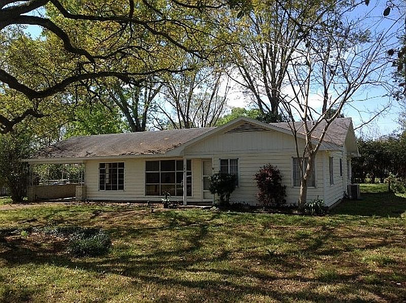 1st image of 105 Felicie Dr