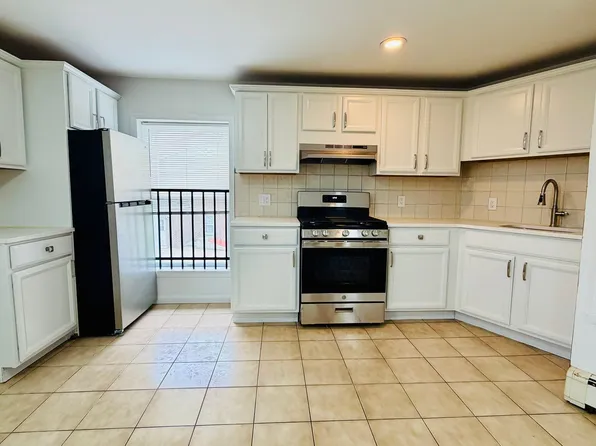 11 Cedar Street, 11 Cedar St APT C2, Tarrytown, NY 10591