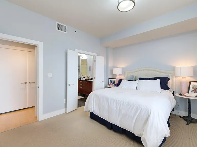 603 Davis St #1808 — Photo 14