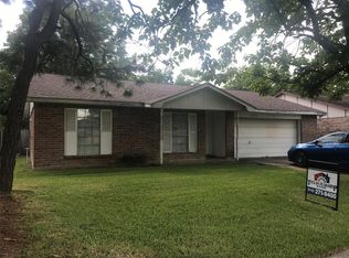 16334 Edgemont Dr, Houston, TX 77053