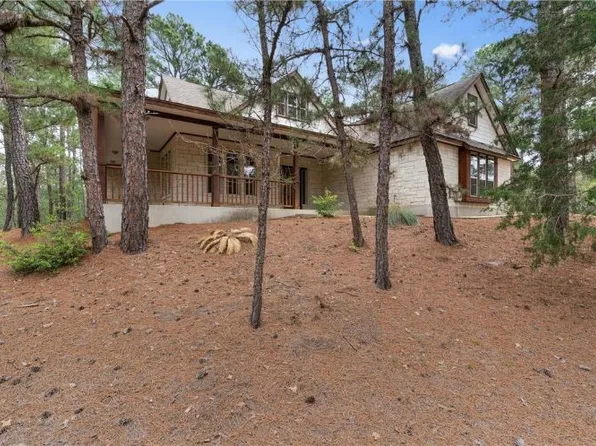 148 Kamakoa Ln, Bastrop, TX 78602