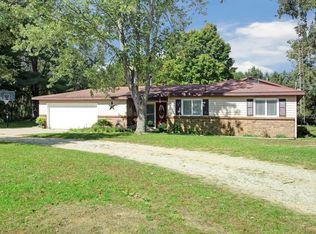 120 W Sugar Grove Rd, Scottville, MI 49454