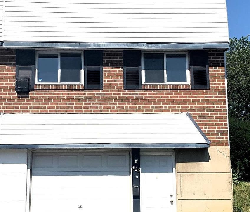 1st image of 825 Lawler St