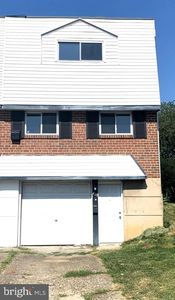 825 Lawler St, Philadelphia, PA, 19116