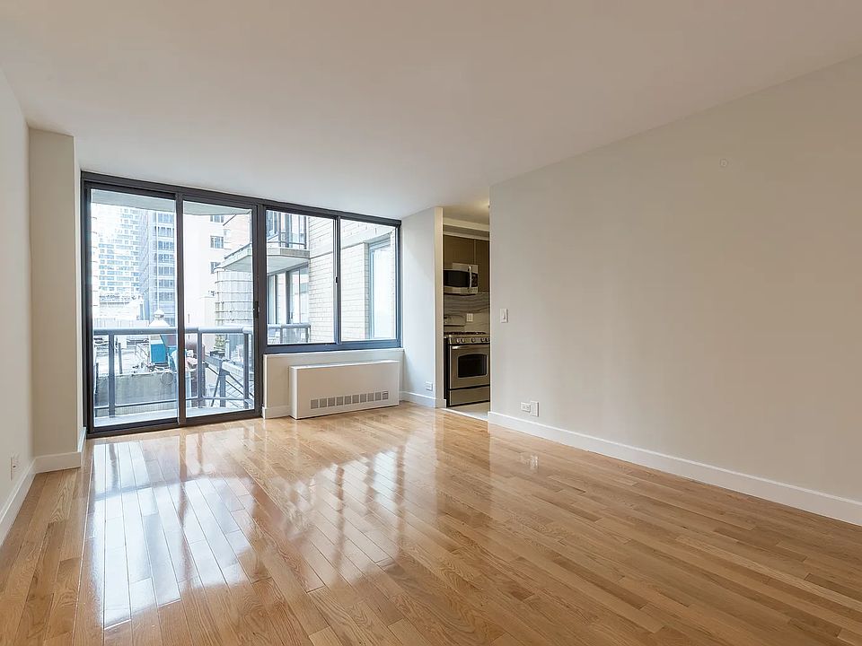 1st image of 235 W 48th St APT 10N