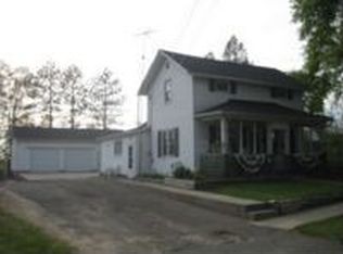 611 N Court St, Stanton, MI 48888