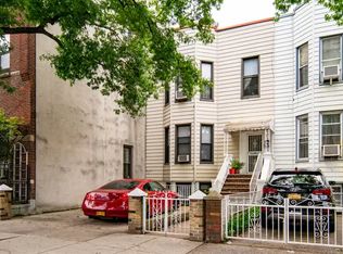 3216 31st Ave, Astoria, NY 11106