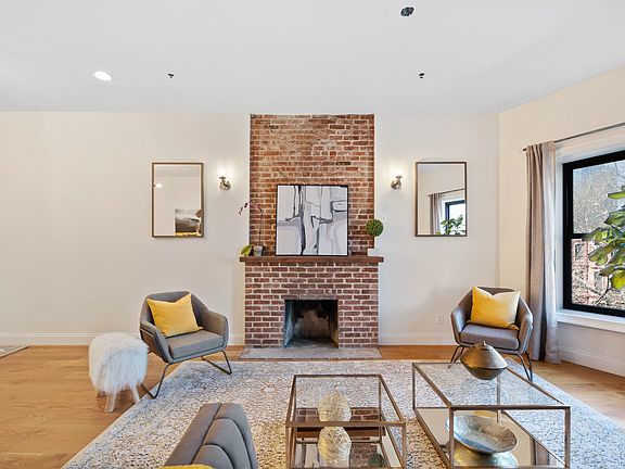 4th image of 206 Prospect Pl #4