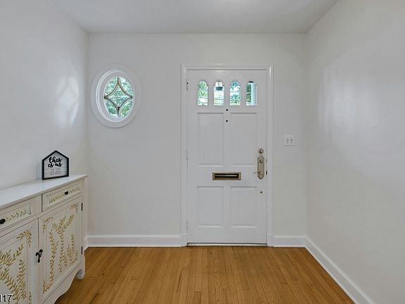 4th image of 259 Ashland Rd