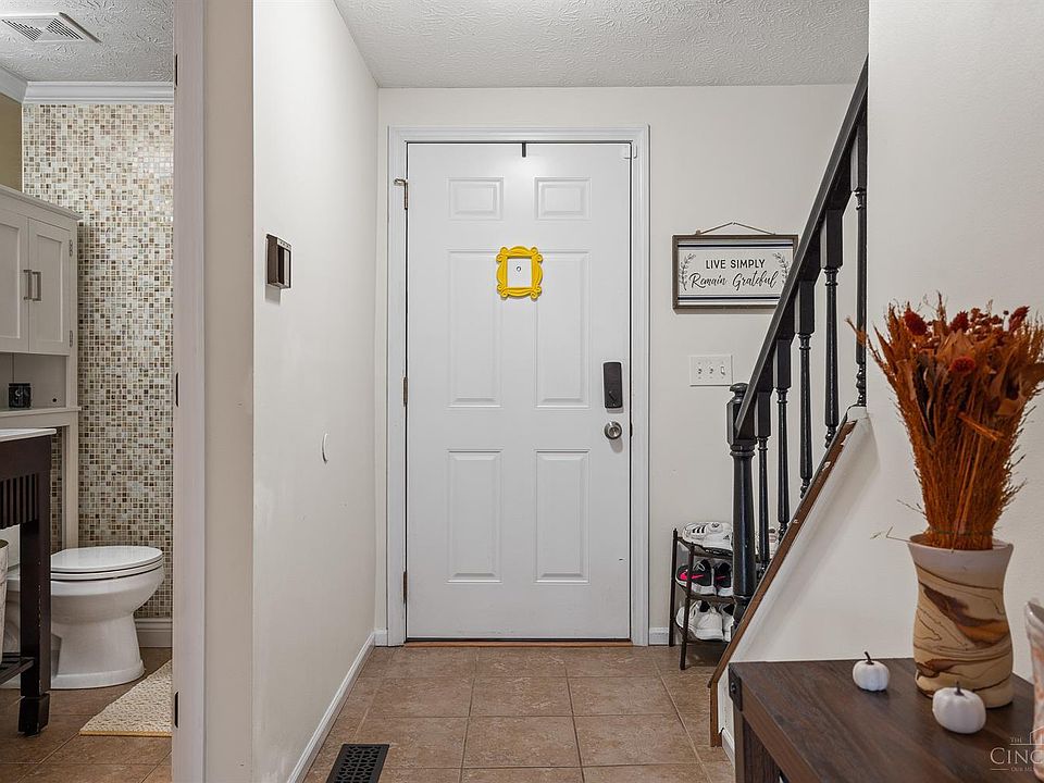 1st image of 7534 Graystone Ct