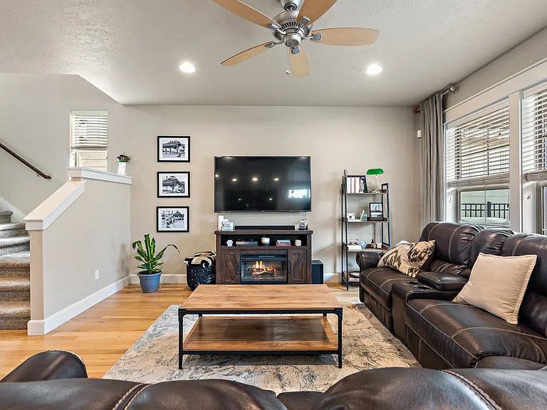 2733 E Decameron Ln — Photo 10