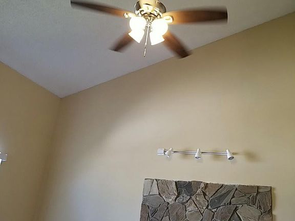 5th image of 9004 Derrickson Dr #2