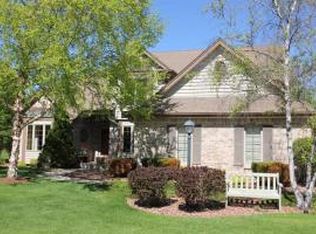 8312 Amber Cir, Racine, WI 53406