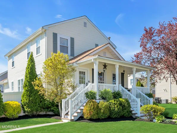 155 Mabel Avenue, Leonardo, NJ 07737