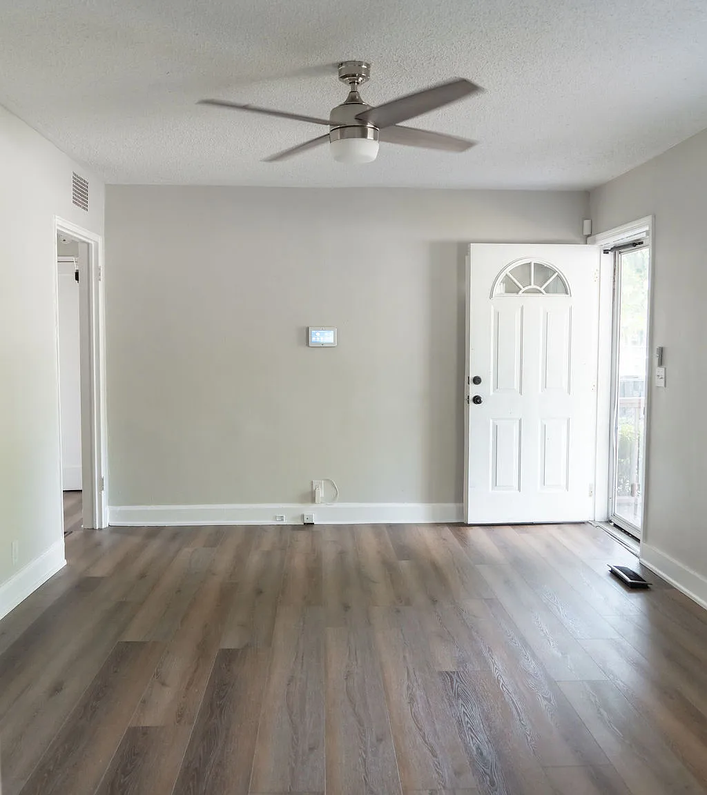 2 bed, 1227 sqft, $1,575 — Photo 4