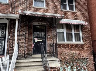 946 E 215th St, Bronx, NY 10469