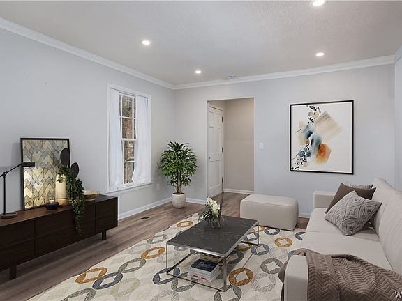5th image of 4343 Springhill Dr