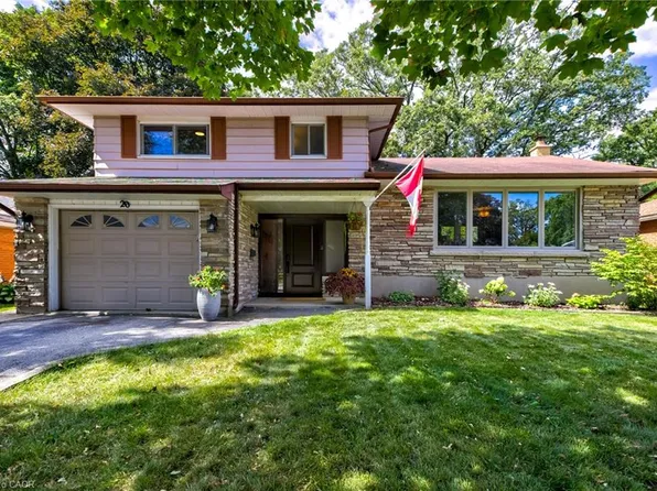 20 Taylor Cres, Cambridge, ON N1R 5M7