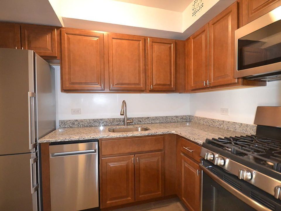 1st image of 3415 Parsons Blvd #F4f
