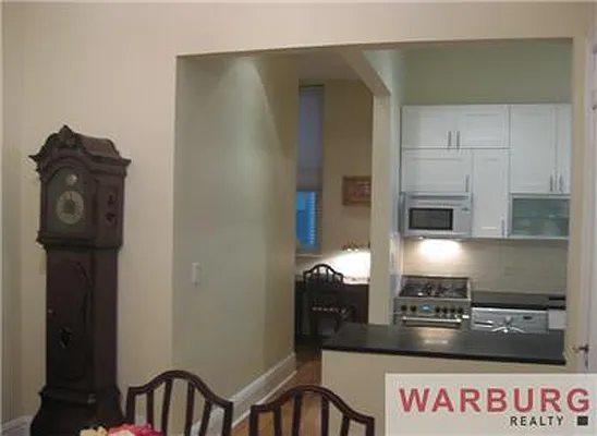 Rented by Warburg | media 2