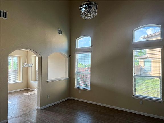 5th image of 14714 Joy Lee Ln