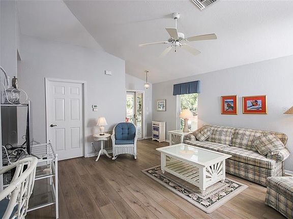 4th image of 14024 Willow Glen Ct APT 214