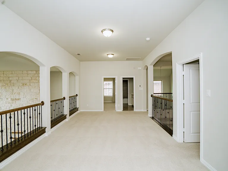 2620 Walnut Creek Ln — Photo 17
