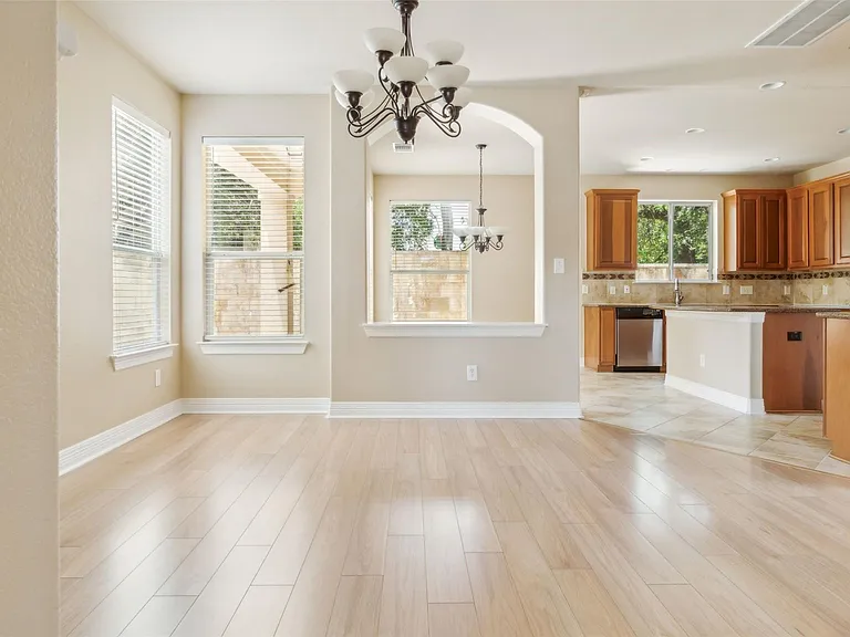 15528 Interlachen Dr — Photo 21
