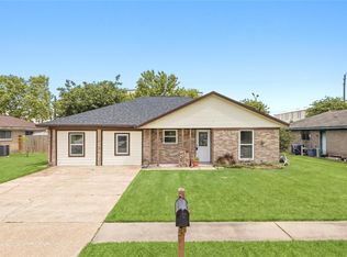 11715 Alamo Dr, La Porte, TX 77571