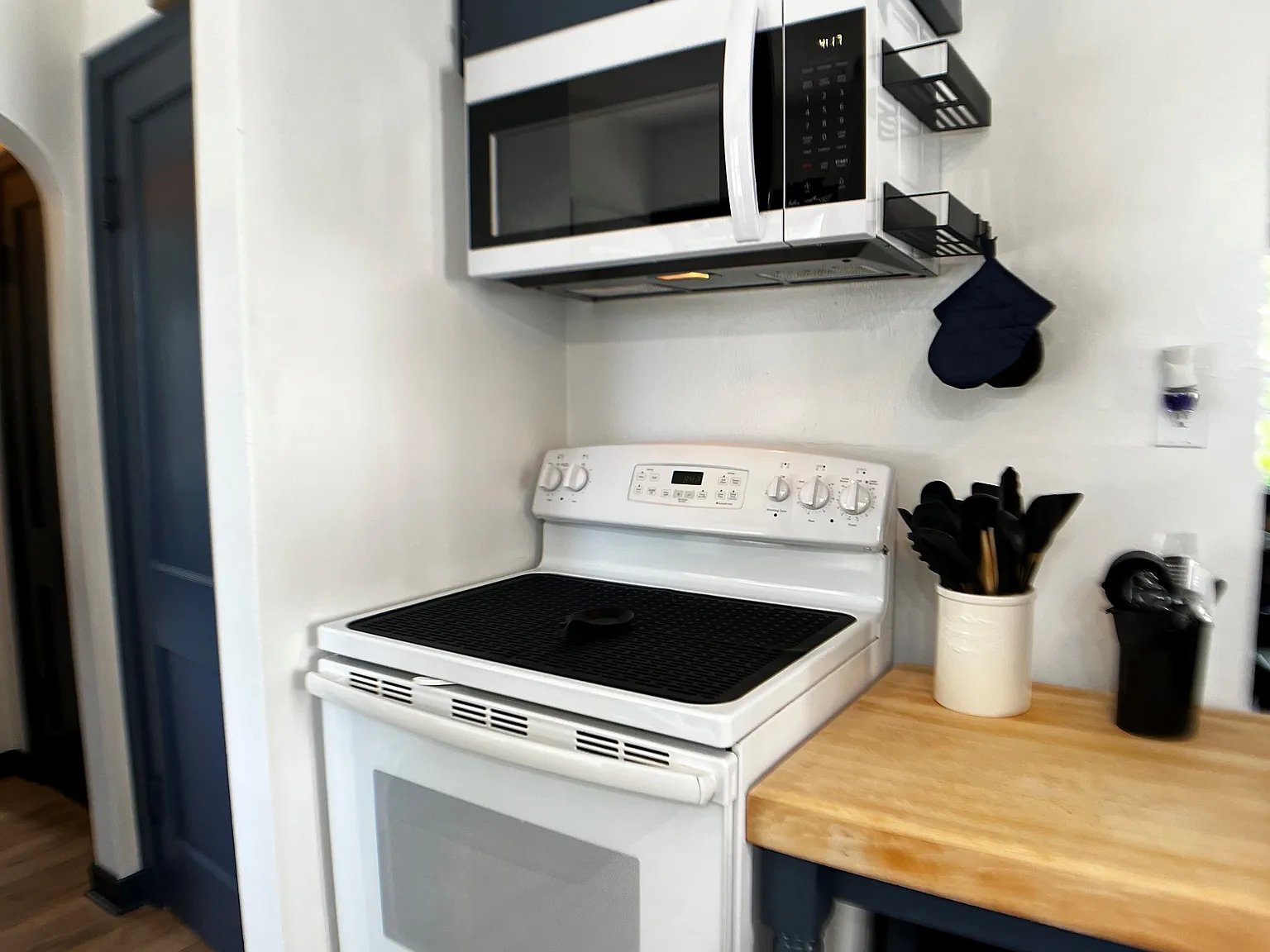 3 bed, 1239 sqft, $3,000 — Photo 4