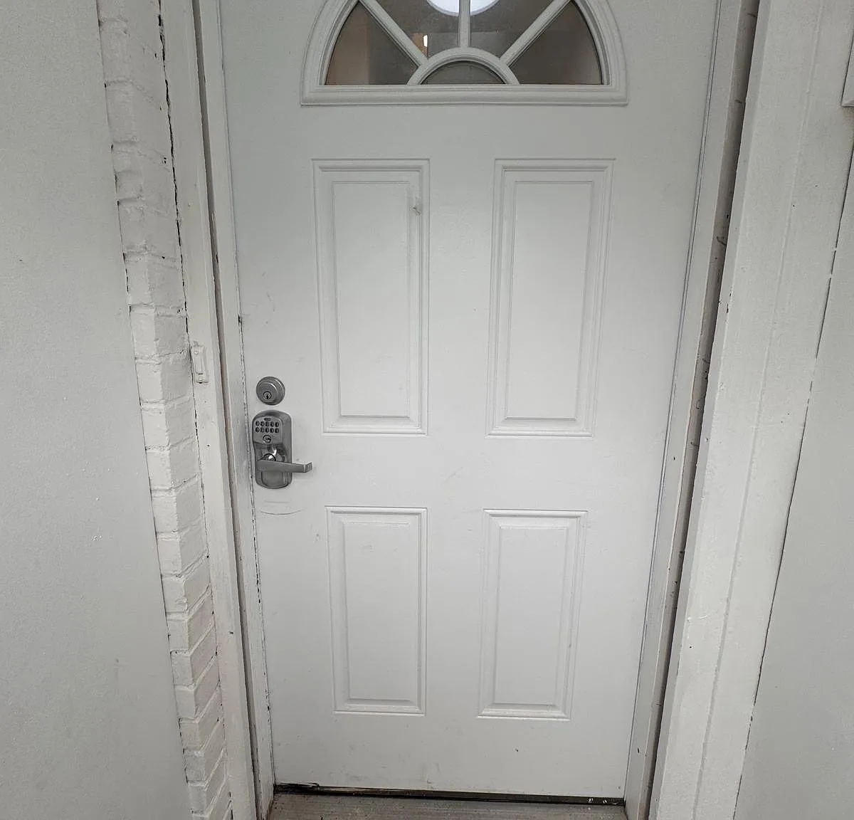 2 bed, 864 sqft, $2,500 — Photo 3