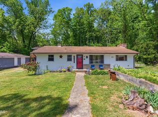 433 Mimosa St, Mt Carmel, TN 37645