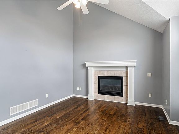 4th image of 6407 N Kirkwood Ave
